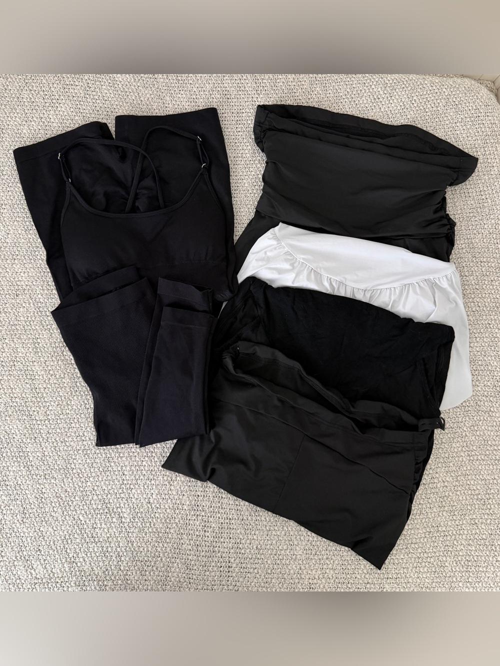 5 Pc Maternity Activewear Bundle Bodysuit Leggings Skorts Shorts Black White